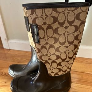 Coach rain boots Size 8